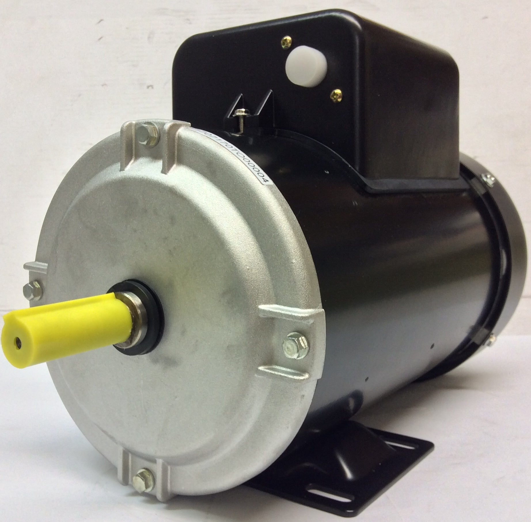 RCG B56 1.1kW 4P TEFC B3 foot mnt CSCR 240V steel 5/8 shaft Motor c/w 1m Lead