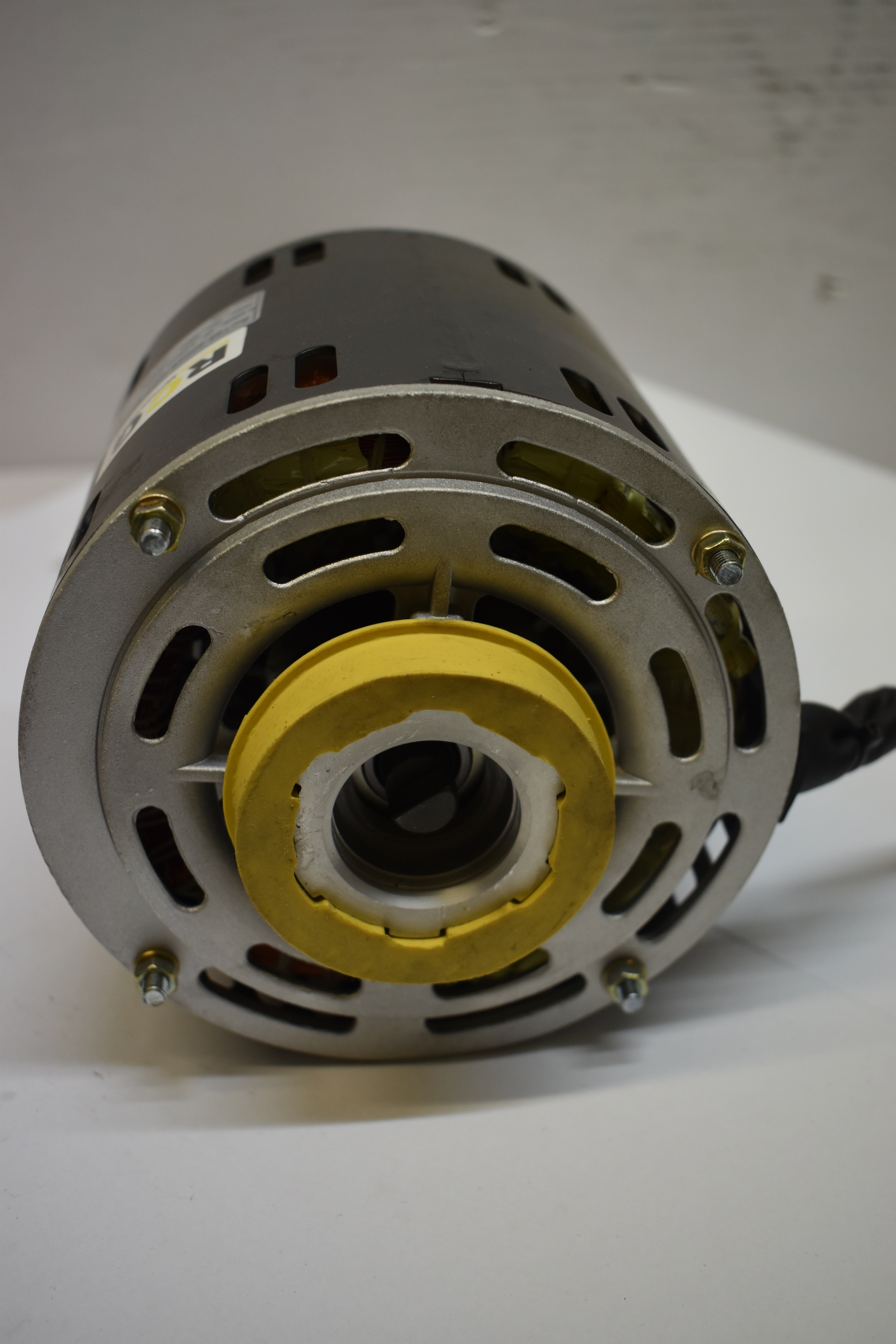 RCG 85 500W 4p variable speed extended NDE shaft/rear end shield tacho groove